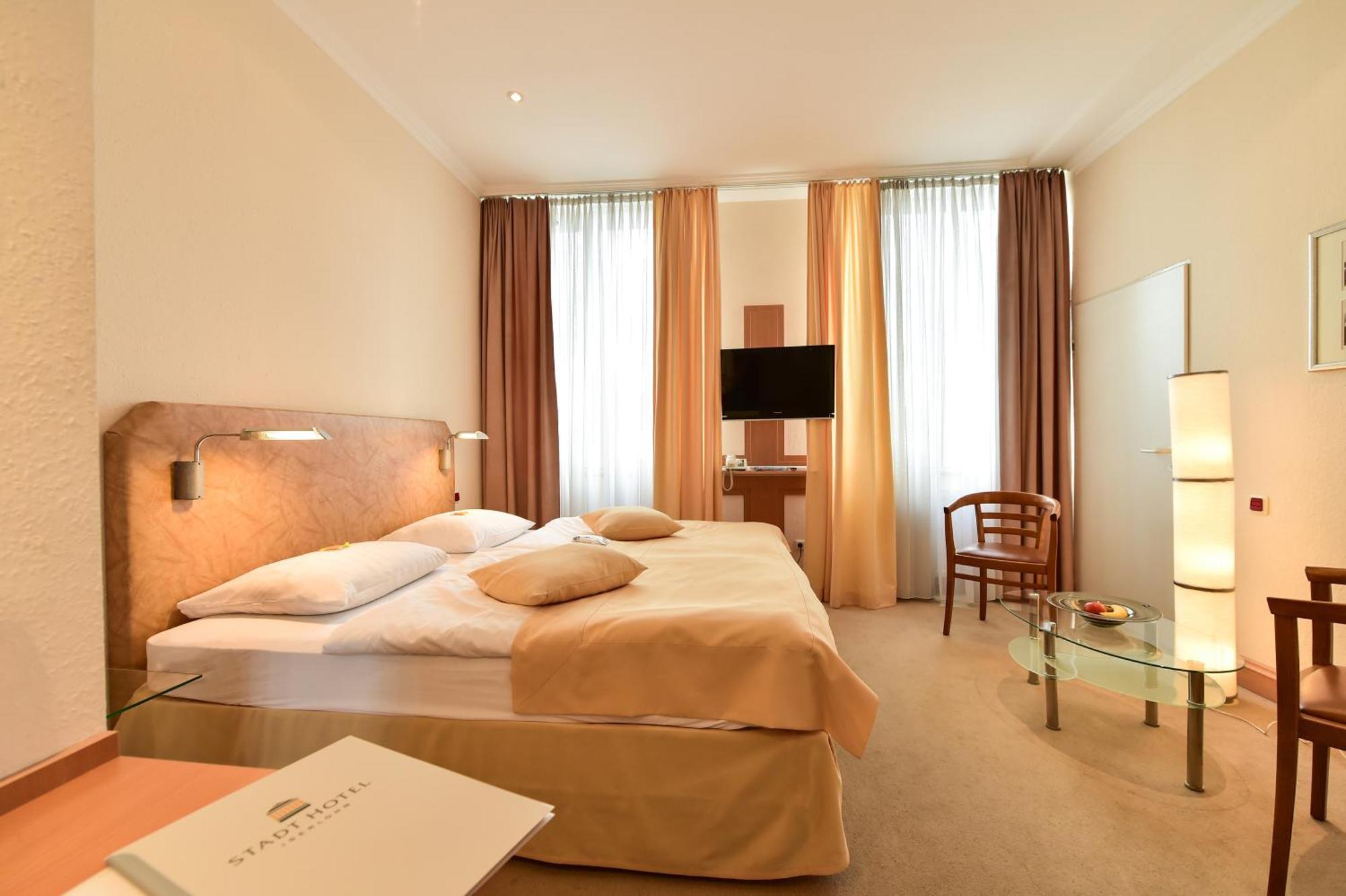 STADT HOTEL Iserlohn Zimmer foto